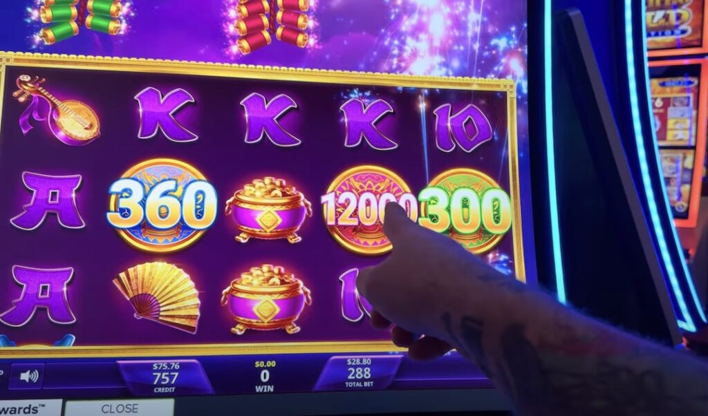VegasLowRoller hits it out of the park on Rising Rockets