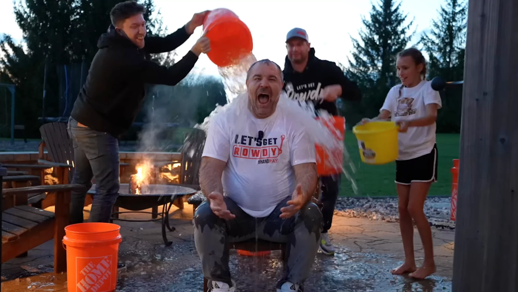 Mr Hand Pay doing the ice bucket challenge